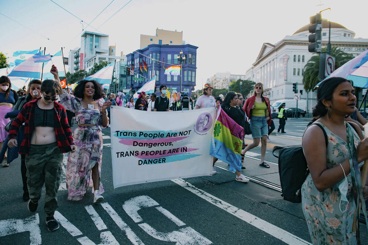 La Marcha Trans tuvo lugar durante el mes del Orgullo de San Francisco el 24 de junio de 2022.