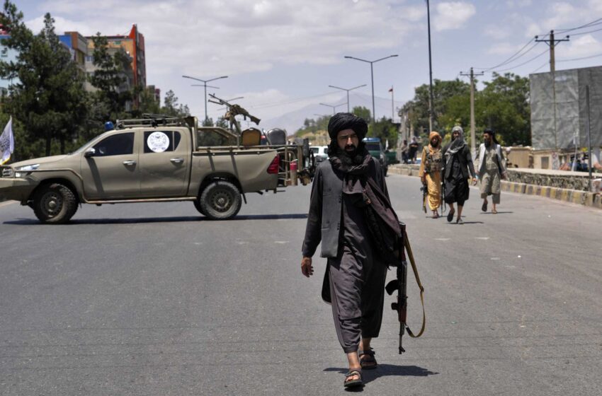  Al menos 1 muerto en el ataque a un templo sij en la capital afgana