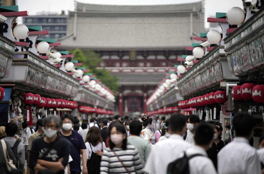  Japón suaviza la prohibición del turismo extranjero y permite los paquetes turísticos guiados