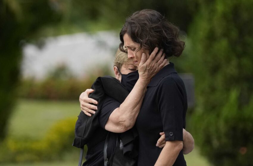  La familia y los amigos lloran a la periodista británica asesinada en Brasil
