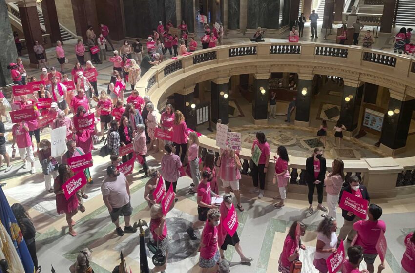  Los legisladores republicanos de Wisconsin rechazan la derogación de la prohibición del aborto