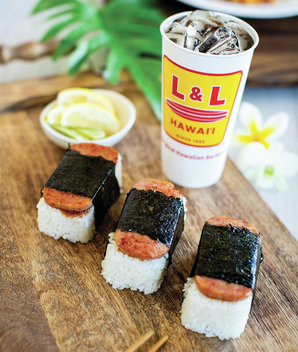 El Spam musubi es el artículo más vendido en los restaurantes L&L en los EE. UU. continentales