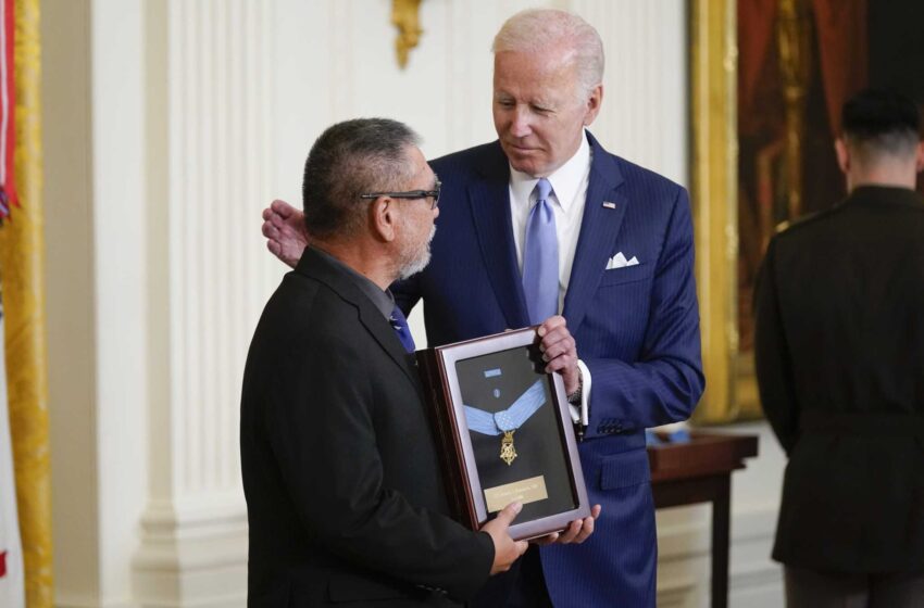  Biden concede la Medalla de Honor a 4 por su heroísmo en Vietnam