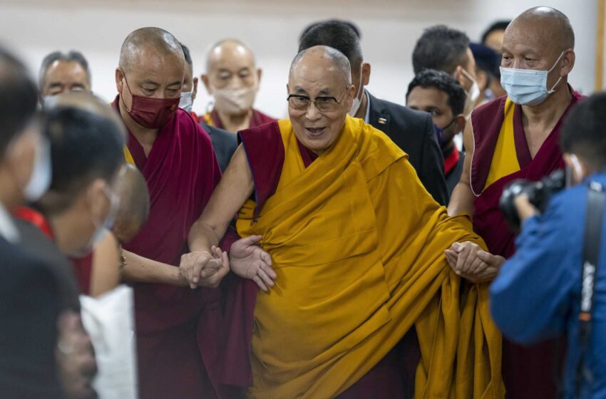  El Dalai Lama celebra su 87º cumpleaños inaugurando una biblioteca y un museo