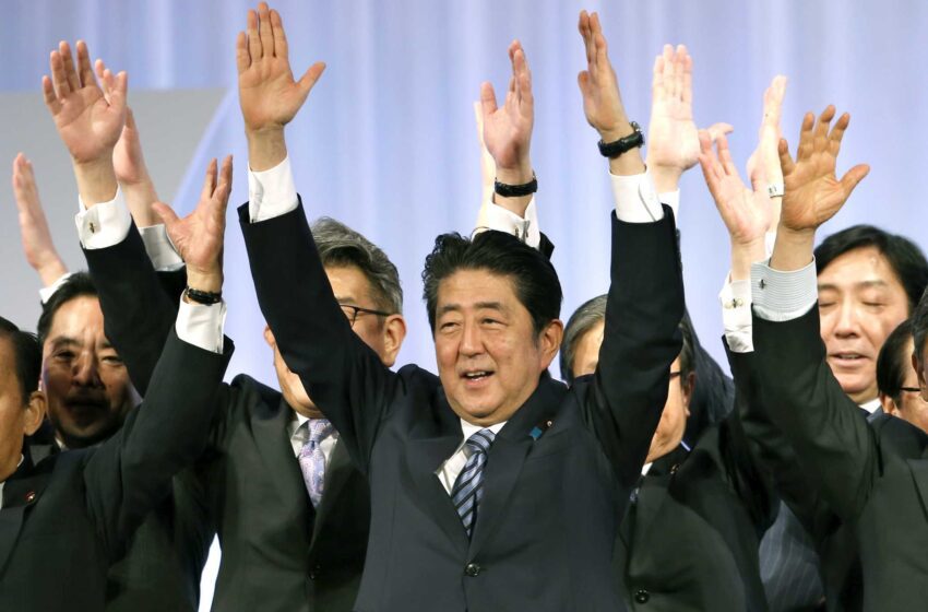  El complicado legado de Abe se cierne sobre el actual primer ministro japonés