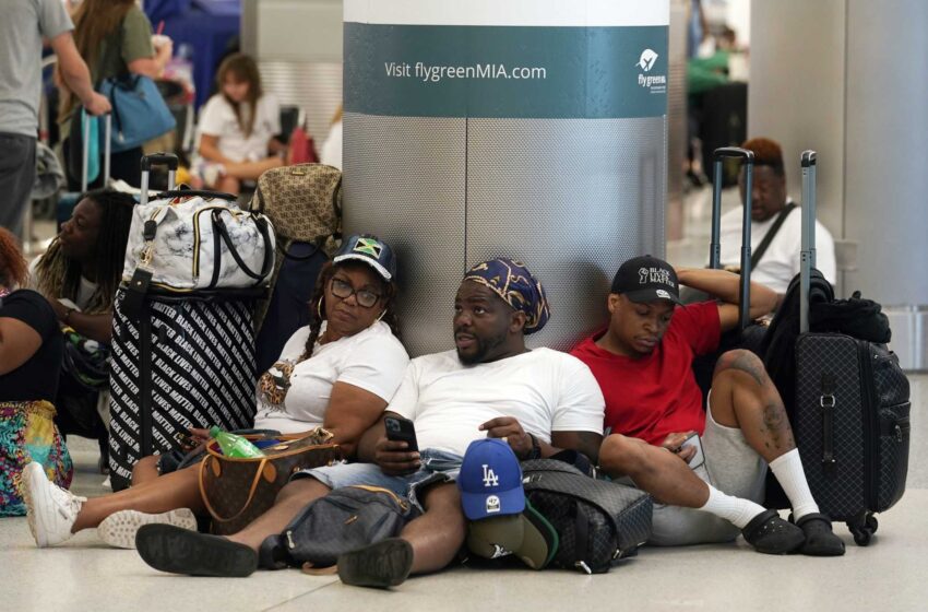  La escapada navideña eleva el tráfico aeroportuario de EE.UU. a un nivel pandémico