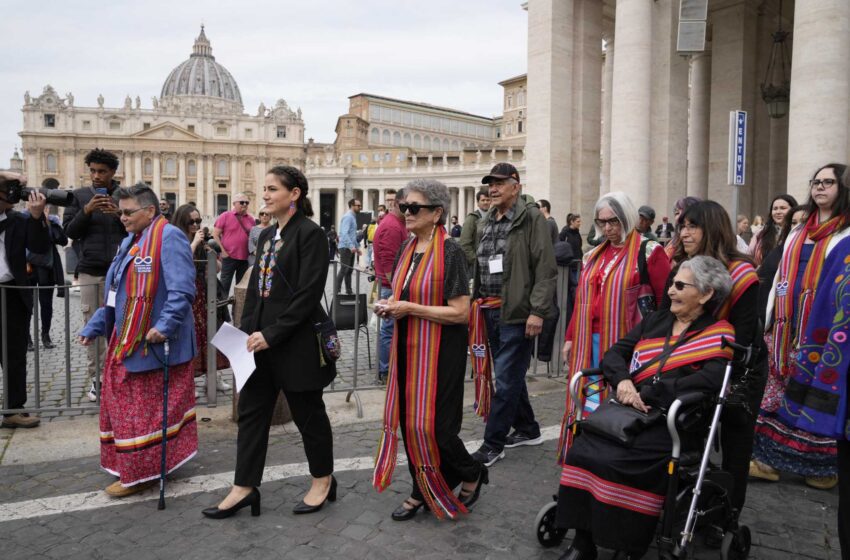  La gira del Papa por los pueblos indígenas indica un replanteamiento del legado misionero