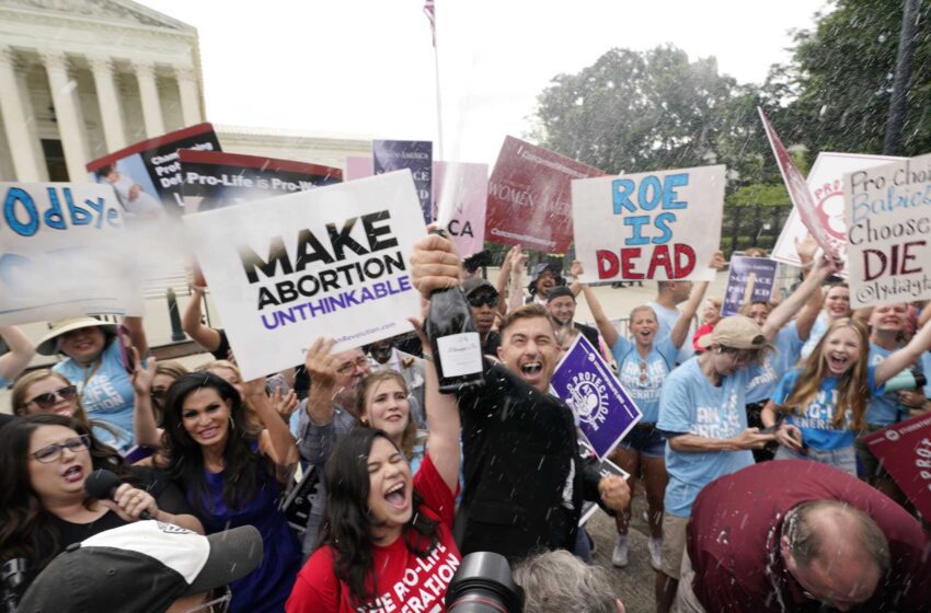  La sentencia sobre el aborto provoca diversas reacciones en los estados