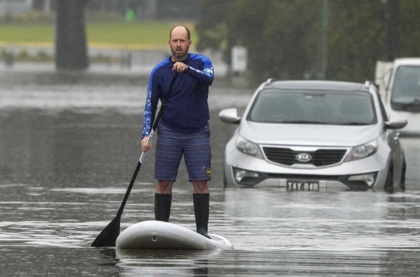  Las inundaciones de Sydney agobian a 50.000 personas en la ciudad más grande de Australia