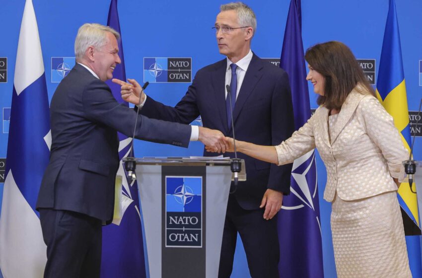  Los países de la OTAN firman los protocolos de adhesión de Suecia y Finlandia