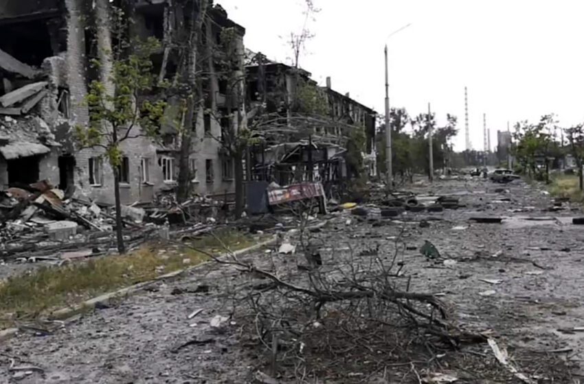  Rusia reclama la captura de una ciudad clave en el este de Ucrania
