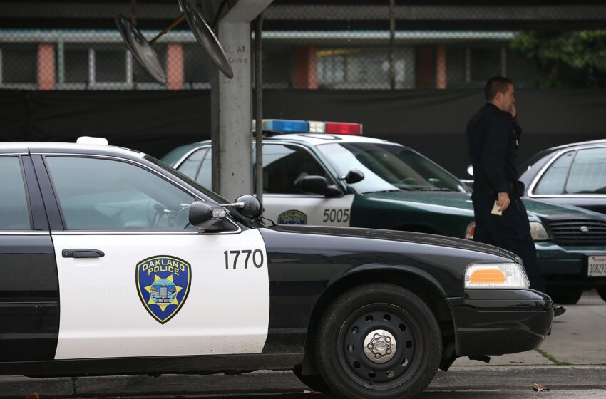  Un hombre muerto y dos mujeres heridas en un tiroteo cerca del Teatro Fox de Oakland