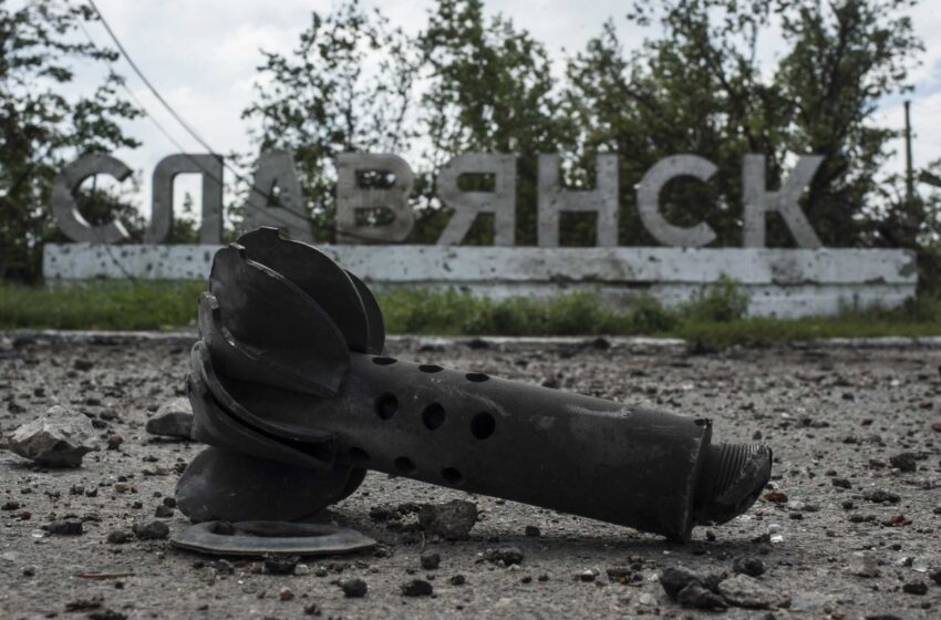  Una ciudad ucraniana dividida se prepara para una nueva batalla con Rusia