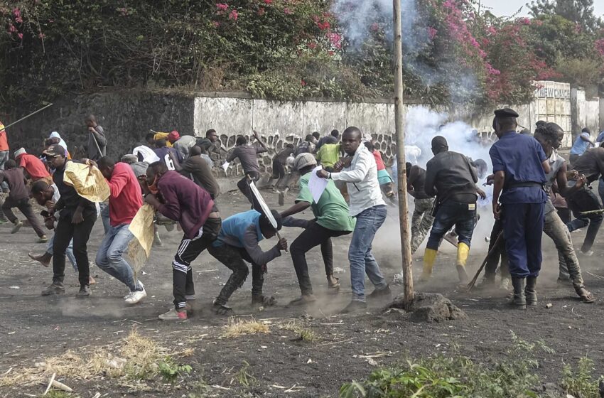  Una línea eléctrica mata a 4 personas en una protesta contra la ONU en el este del Congo