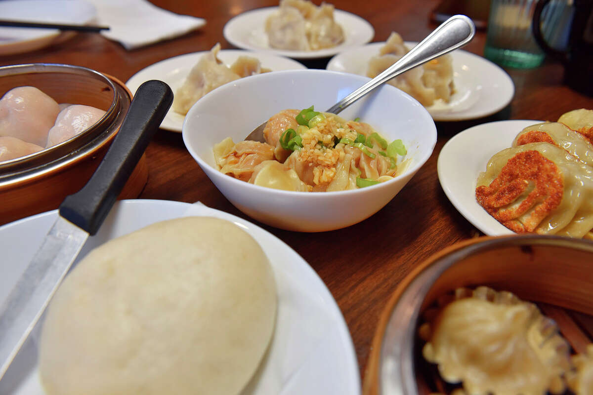 Una variedad de varias albóndigas y otras comidas en Hang Ah Tea Room, en el barrio chino de San Francisco, el miércoles 20 de julio de 2022.