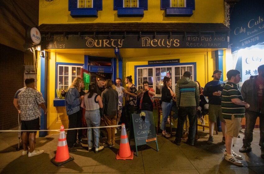  Cómo era uno de los bares más concurridos de San Francisco durante Outside Lands