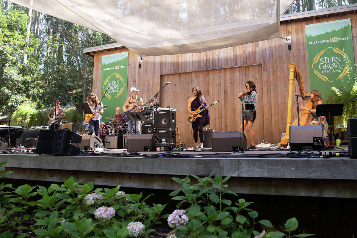 Phil Lesh and Friends se presenta en el último concierto del año en el 85° Festival Stern Grove en San Francisco el 14 de agosto de 2022. 