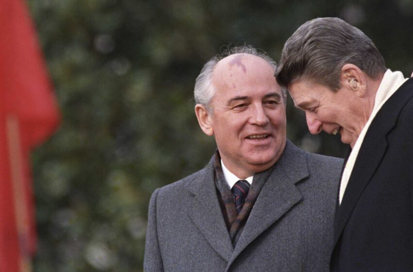  Gorbachov es llorado como un líder mundial poco común, pero algunos siguen amargados