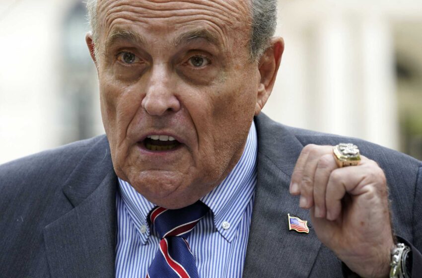  La gente que solía estar en la órbita de Rudy Giuliani predice cosas muy malas para él