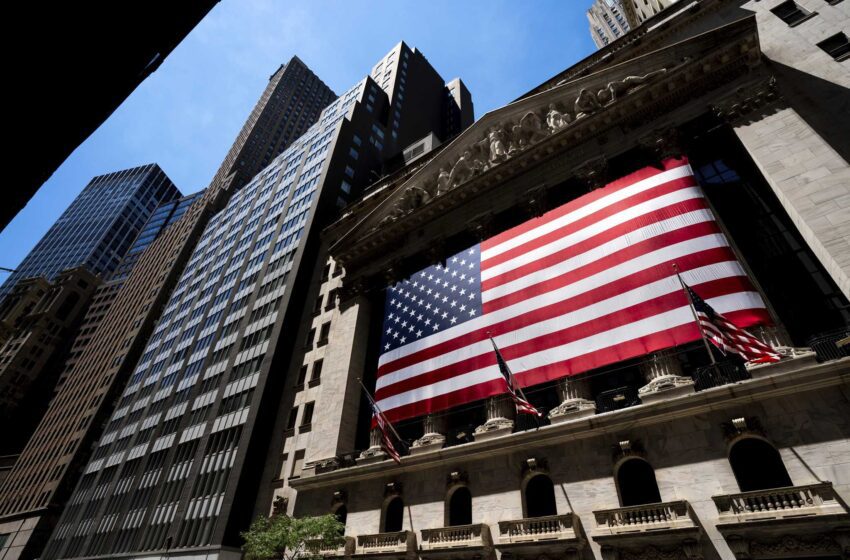  Las acciones abren mayormente a la baja en Wall Street; Walmart levanta el Dow