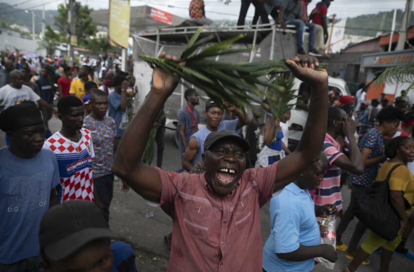  Los haitianos lanzan protestas y exigen la destitución del primer ministro