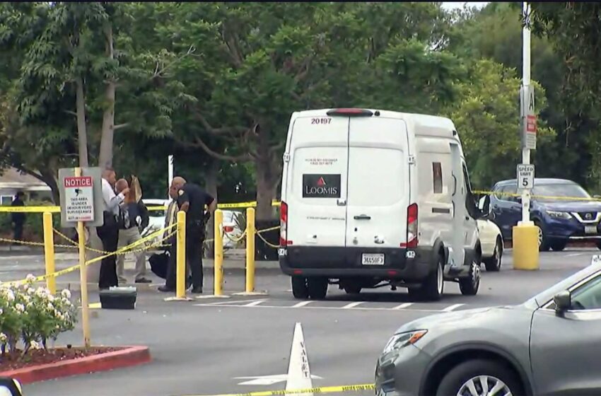  Los ladrones emboscan un vehículo blindado en California y disparan al guardia