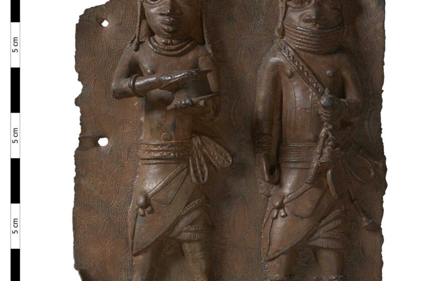  Un museo del Reino Unido acepta devolver a Nigeria los bronces de Benín saqueados