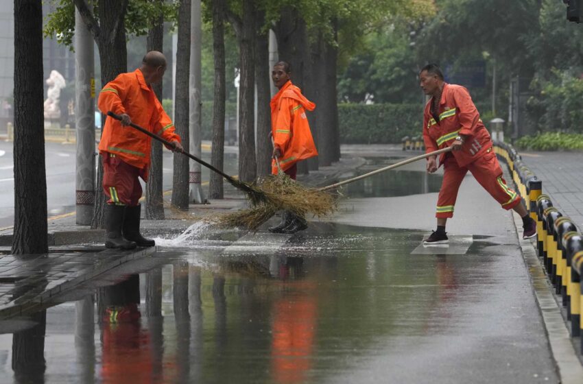  Un torrente de agua mata a 7 personas en China en medio de fuertes lluvias generalizadas