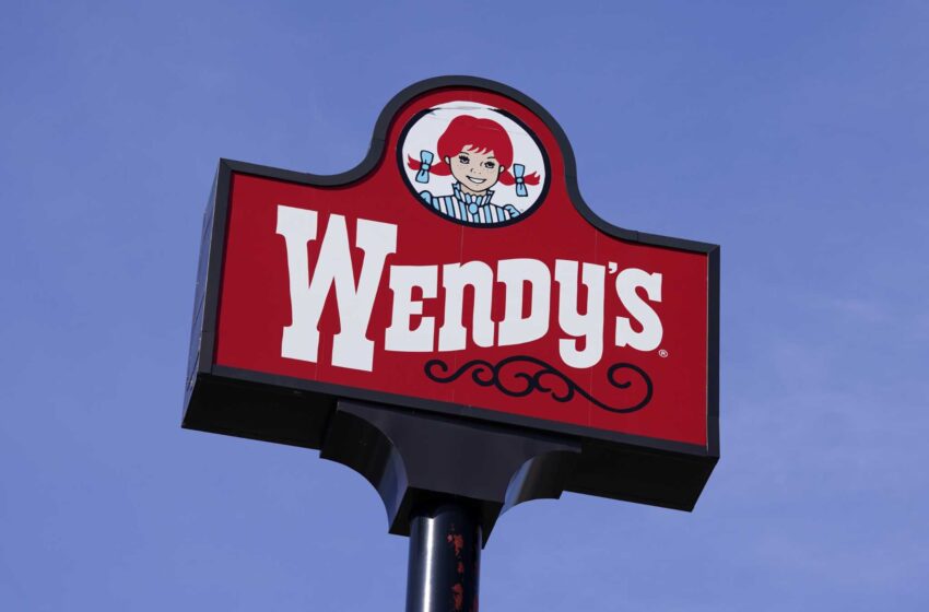  Wendy’s retira la lechuga de los sándwiches en medio de un brote de E. coli