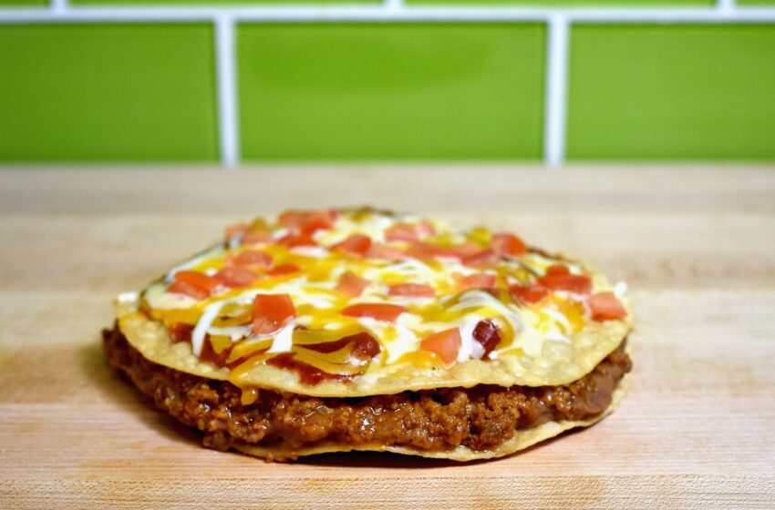  Aquí es cuando la codiciada pizza mexicana de Taco Bell volverá permanentemente al menú