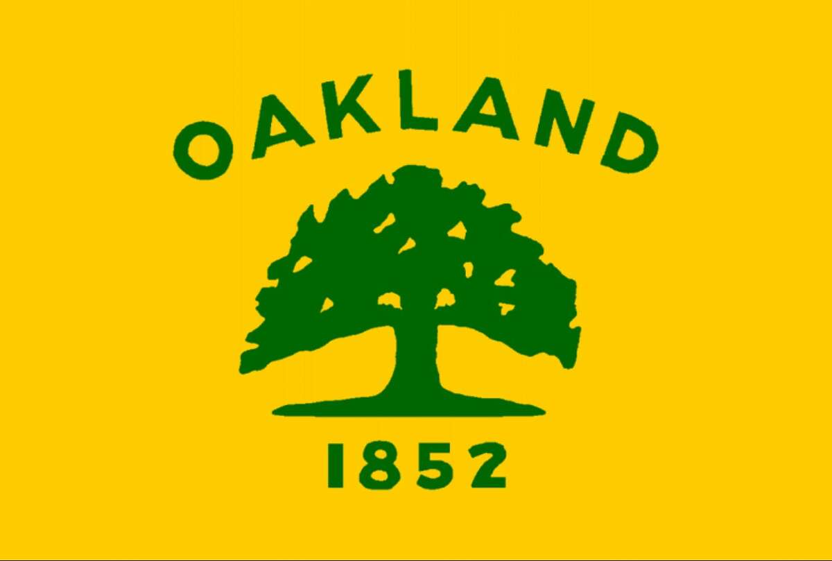 Bandera de la ciudad de Oakland. 