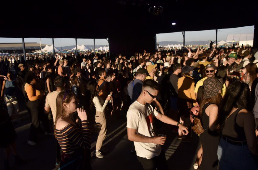  El control de multitudes causa problemas en el festival Portola de San Francisco