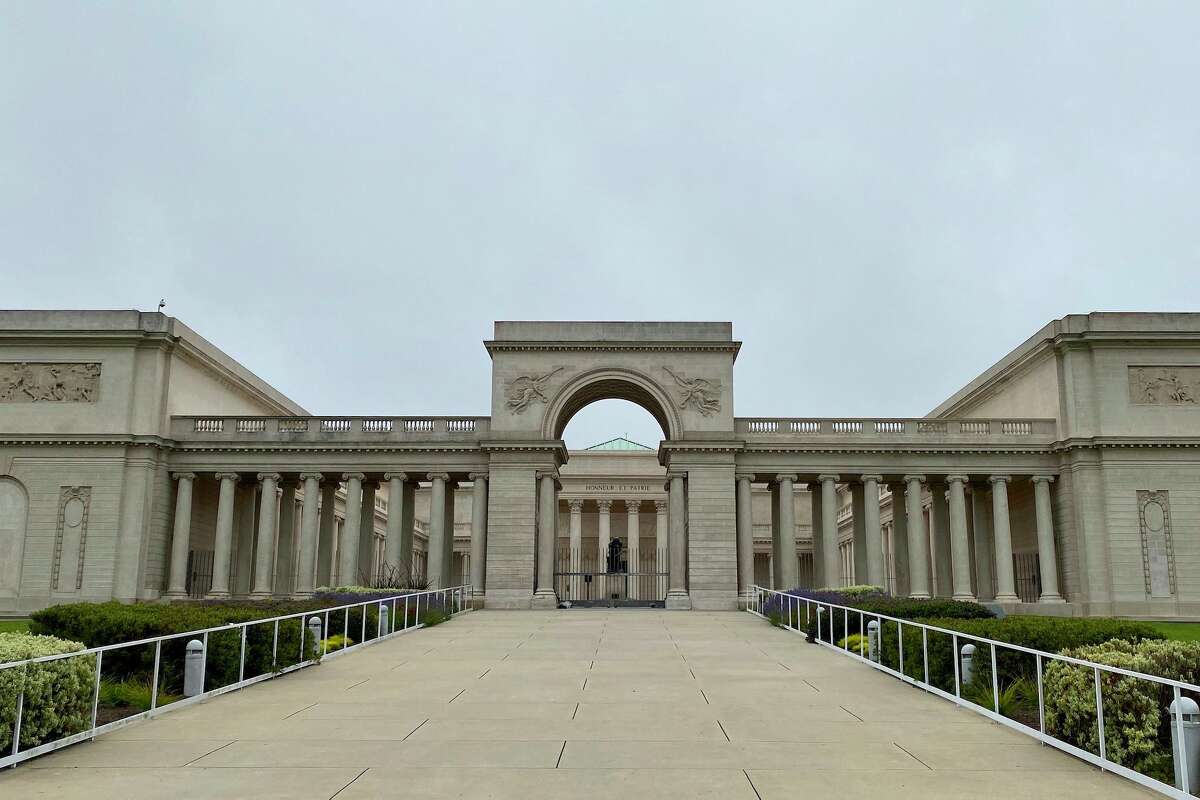 La acaudalada familia Spreckels encargó el museo Legion of Honor en San Francisco. 