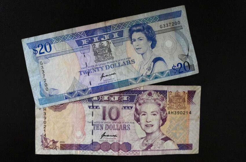  La Reina Isabel aparece en varias monedas. ¿Y ahora qué?