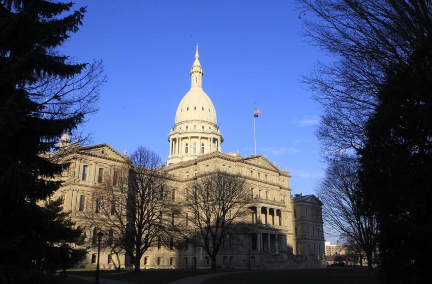  La aprobación del gasto de 1.000 millones de dólares de la legislatura de Michigan se enfrenta a la oposición