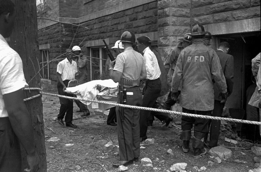  La ‘quinta niña’ del atentado del Ku Klux Klan de 1963 se reúne con su enfermera