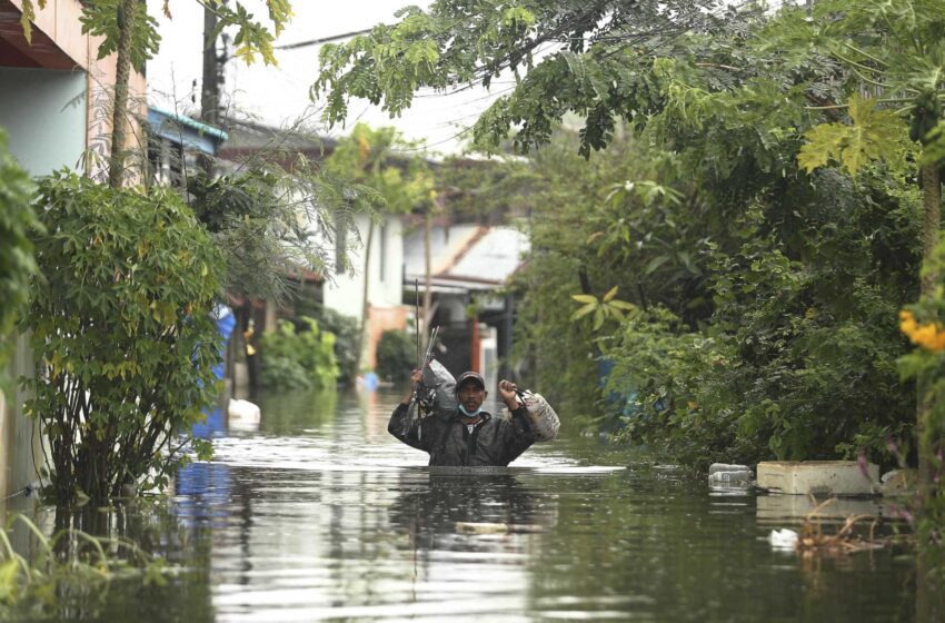  Las lluvias tropicales inundan partes de Tailandia, 5.000 personas buscan refugio