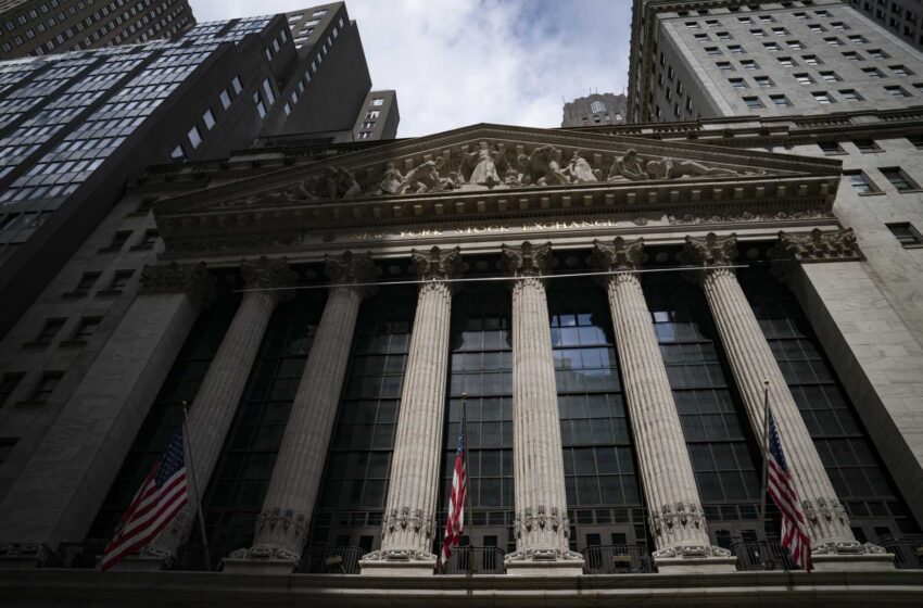  Los índices bursátiles suben en Wall Street durante la mañana