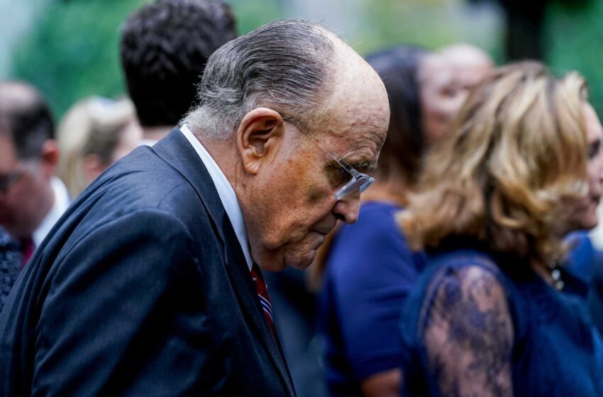  Se puede retirar la acusación al autor de la bofetada a Giuliani