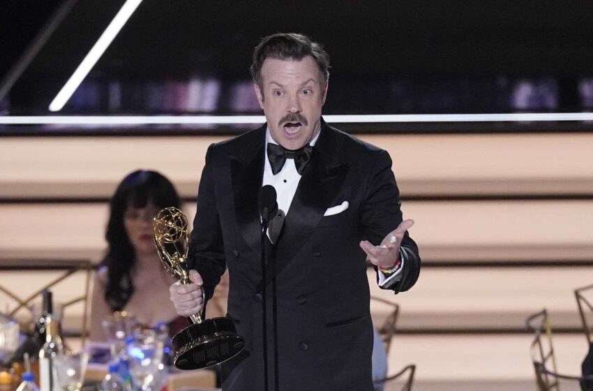  ‘Succession’ y ‘Ted Lasso’ encabezan los Emmys; brillan los ganadores por primera vez
