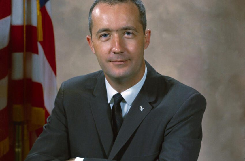  El astronauta James McDivitt, comandante del Apolo 9, muere a los 93 años