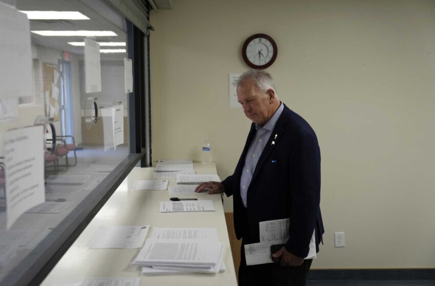  El recuento de votos a mano queda en suspenso después de que el tribunal superior de Nevada diga que es ilegal