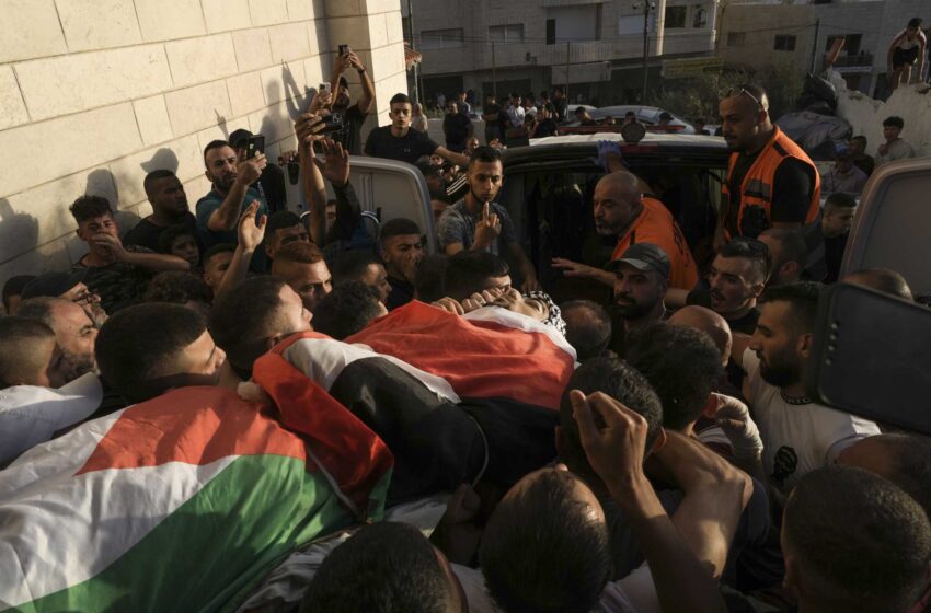  Las fuerzas israelíes matan a un adolescente palestino tras una supuesta bomba incendiaria