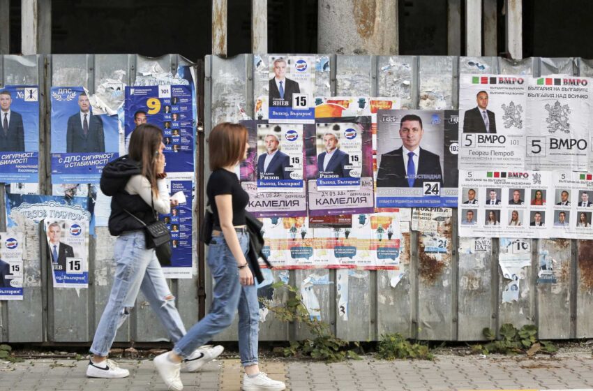  Los búlgaros celebran sus cuartas elecciones en 18 meses en medio de la agitación