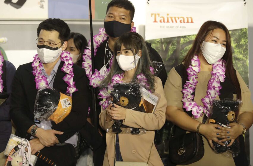  Los turistas acuden en masa a Taiwán tras la relajación de las restricciones de entrada de COVID