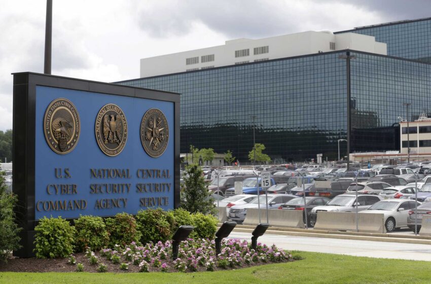  Se ordena la detención de un ex trabajador de la NSA acusado de vender secretos