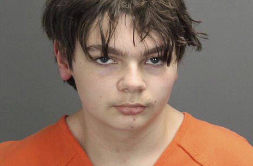  Un adolescente de Michigan se declara culpable de matar a 4 personas en un tiroteo en una escuela