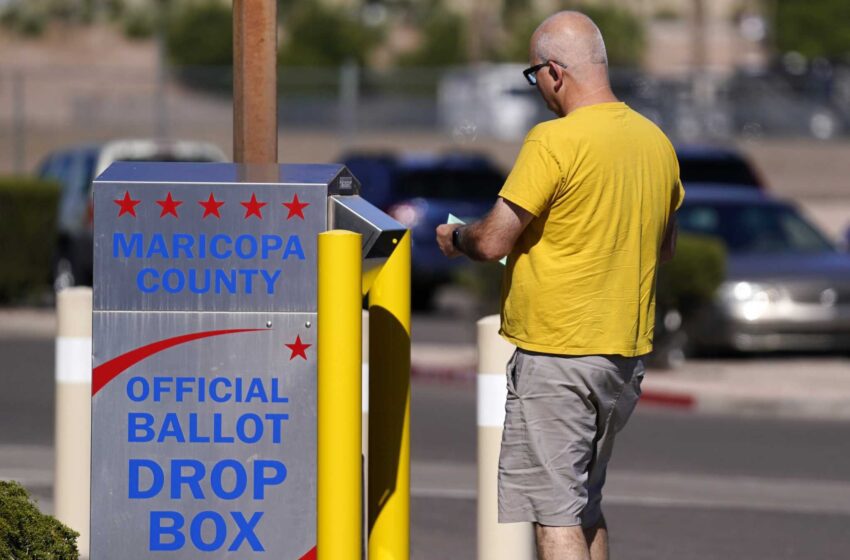  Un grupo puede vigilar las urnas de Arizona, según un juez estadounidense