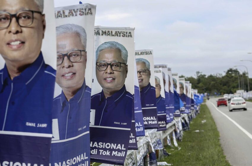  Los candidatos políticos de Malasia hacen sus últimas propuestas a los votantes