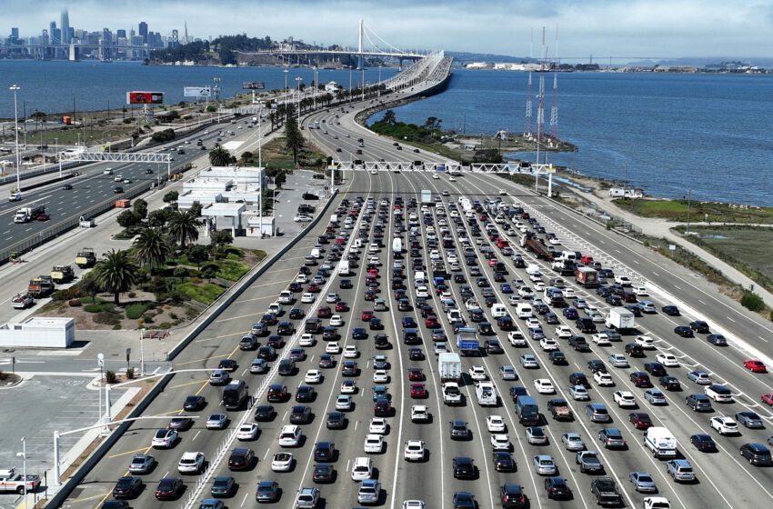  Los funcionarios de transporte del Área de la Bahía dicen que el futuro de las autopistas podría tener peaje por milla